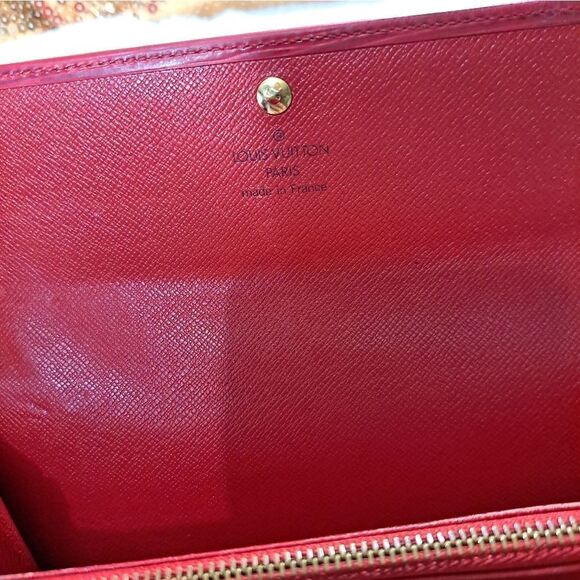 Louis Vuitton Porte-Monnaie EPI Tresor Wallet - Picture 5 of 15